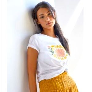 🌼 Flower Gazer Anthro Tee